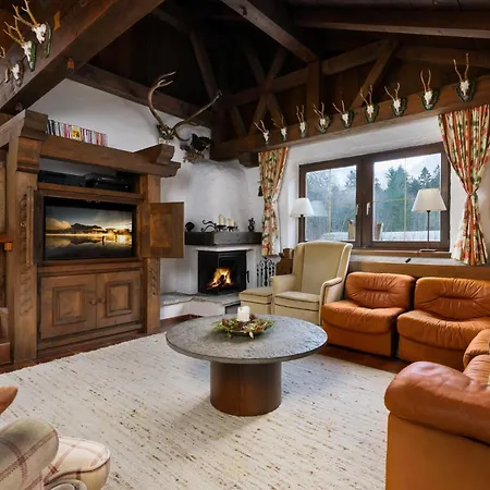 Vakantiehuis Large House With Big Garden Hintersee