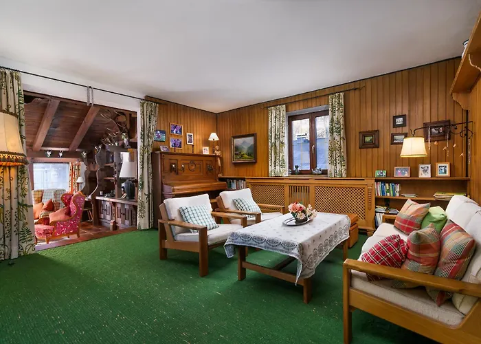 Large House With Big Garden Сasa de vacaciones *